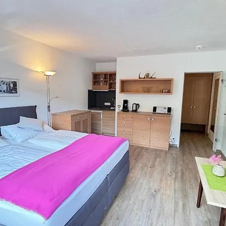 „klein & Fein“ Apartament